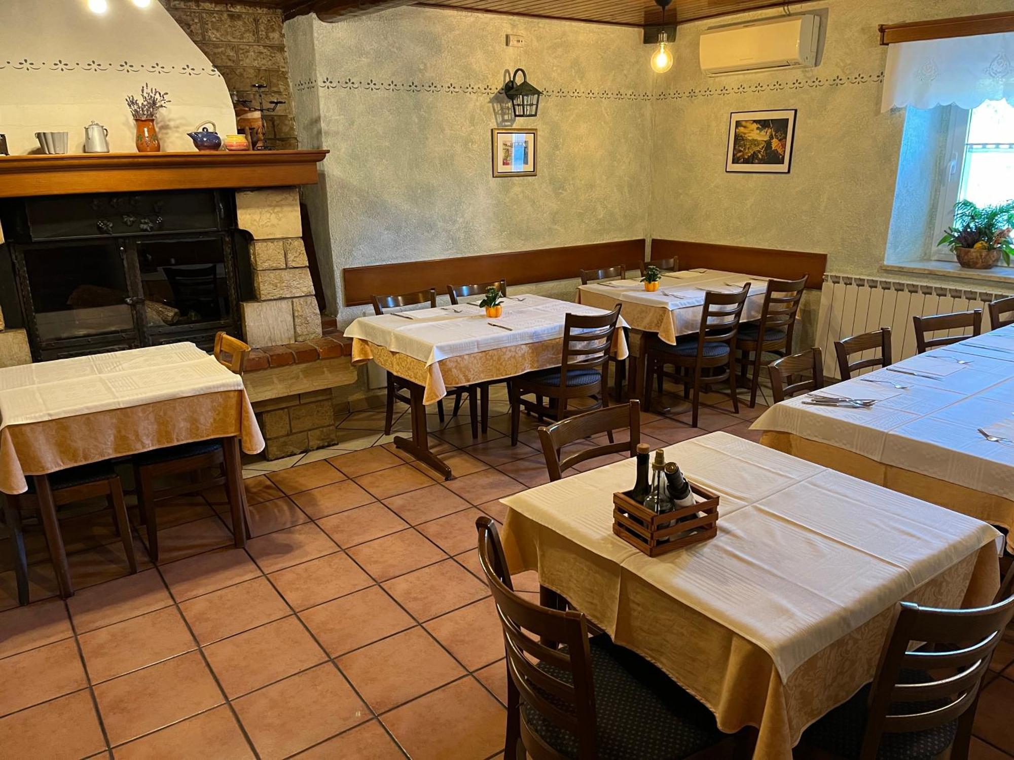 Razman Wine Rooms Gračišče Exterior foto